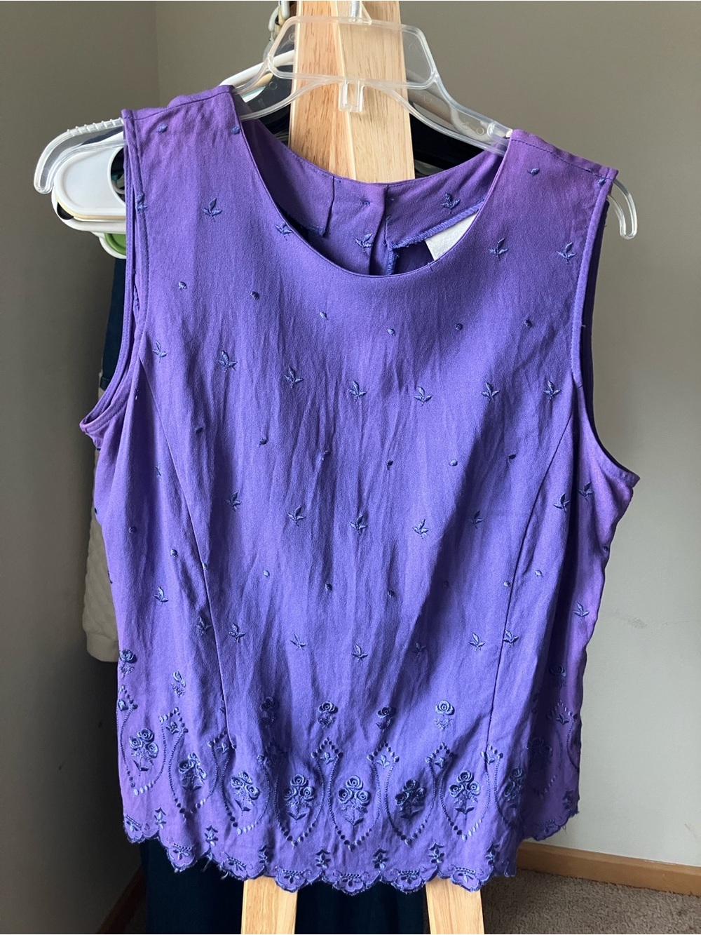 Studio 32 Purple Embroidered Sleeveless Shell Tank Top